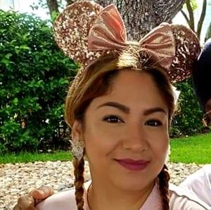 Meet your Posher, Yesica